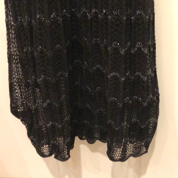 Guess black fitted dress. Size medium - Picture 5 of 5